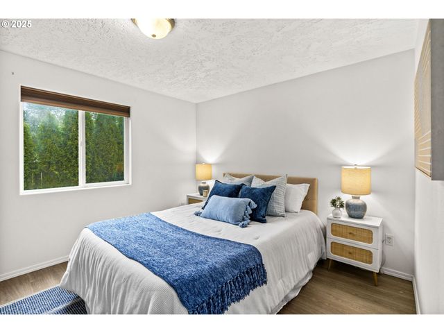 3031 HUMMINGBIRD Ln, Eugene, OR 97405
