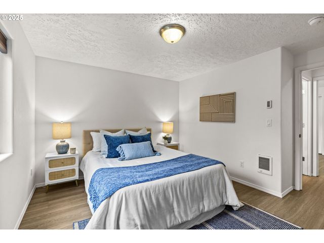 3031 HUMMINGBIRD Ln, Eugene, OR 97405