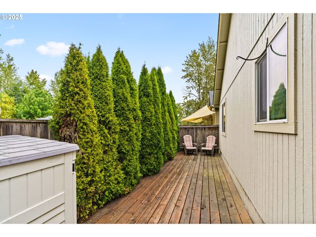 3031 HUMMINGBIRD Ln, Eugene, OR 97405