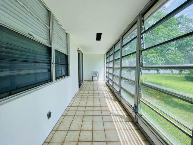 333 Farnham P, Deerfield Beach, FL 33442
