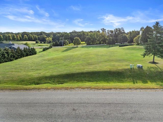 6601 FOXTAIL LANE, Burlington, WI 53105