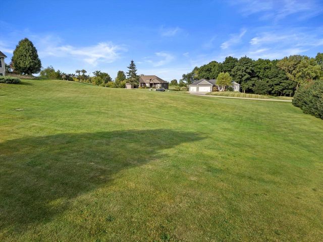 6601 FOXTAIL LANE, Burlington, WI 53105