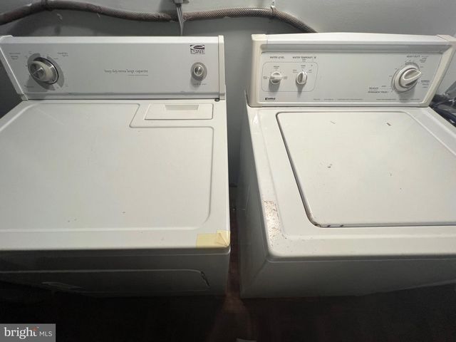 4025 CLAY PL NE, Washington, DC 20019