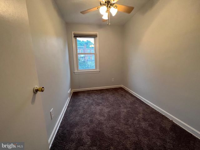 4025 CLAY PL NE, Washington, DC 20019