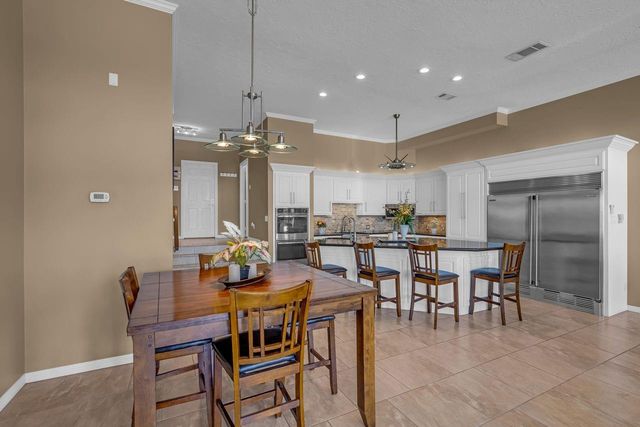 1234 Lake View Drive, Montgomery, TX 77356