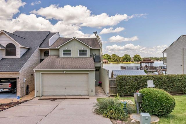 1234 Lake View Drive, Montgomery, TX 77356