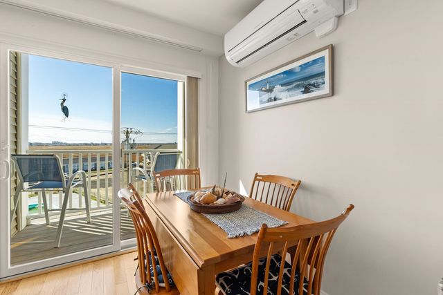 580 Winnacunnet Rd Unit 205, Hampton, NH 03842