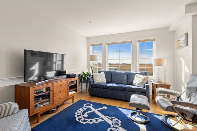 580 Winnacunnet Rd Unit 205, Hampton, NH 03842
