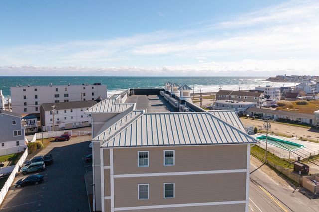 580 Winnacunnet Rd Unit 205, Hampton, NH 03842