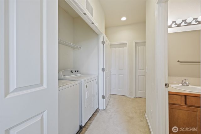 9212 Campus Glen Drive NE, Lacey, WA 98516