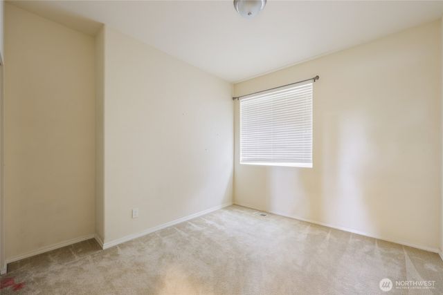 9212 Campus Glen Drive NE, Lacey, WA 98516
