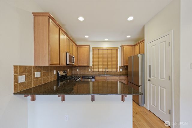9212 Campus Glen Drive NE, Lacey, WA 98516