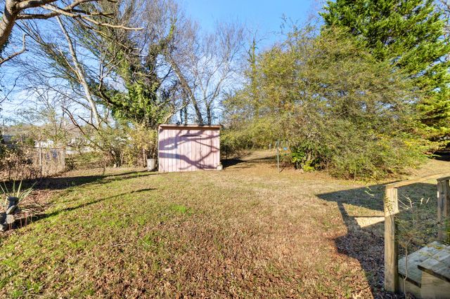 1526 W View Street, Athens, TN 37303