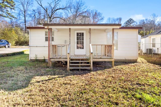 1526 W View Street, Athens, TN 37303