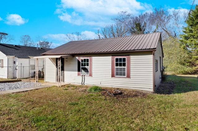 1526 W View Street, Athens, TN 37303