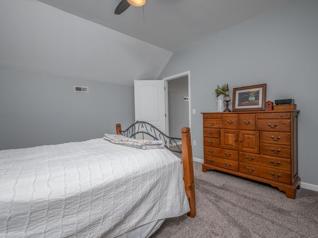 12697 Morehead Road, Wallingford, KY 41093