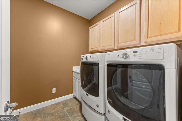 6380 Lake Oak Landing, Cumming, GA 30040