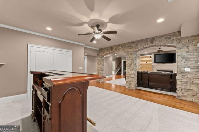 6380 Lake Oak Landing, Cumming, GA 30040