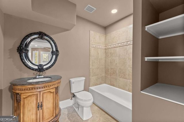 6380 Lake Oak Landing, Cumming, GA 30040