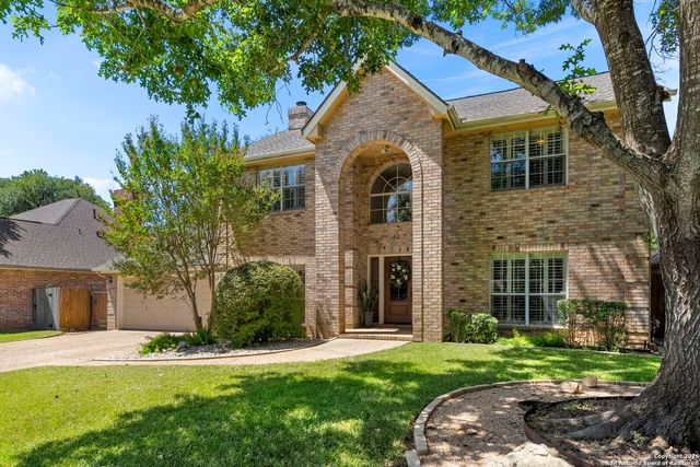 42 Courtside Cir, San Antonio, TX 78216