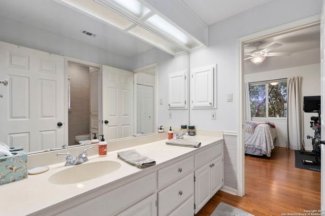 42 Courtside Cir, San Antonio, TX 78216