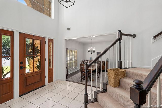 42 Courtside Cir, San Antonio, TX 78216