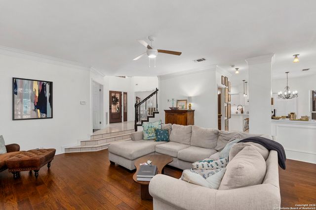 42 Courtside Cir, San Antonio, TX 78216