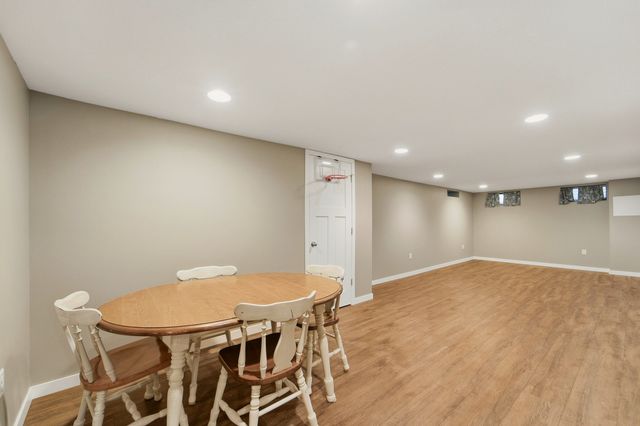 3518 Brinkwood Road, Des Moines, IA 50310