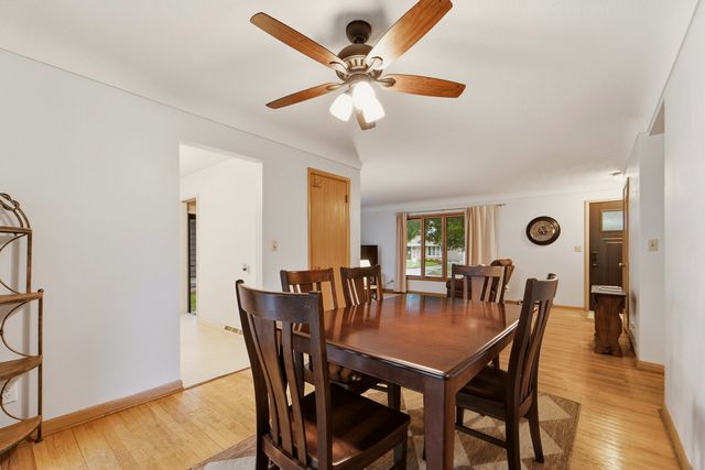 3518 Brinkwood Road, Des Moines, IA 50310