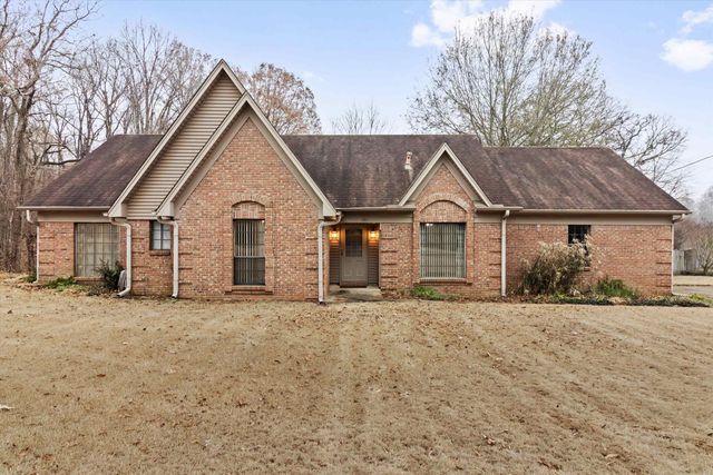 121 HARMON CV, Brighton, TN 38011