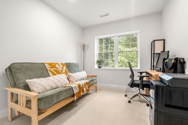 116 Lake Shore 3, Boston, MA 02135