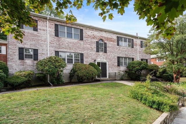 116 Lake Shore 3, Boston, MA 02135
