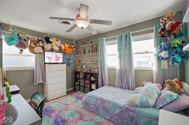 90 Crestwood Drive, Mooresville, IN 46158