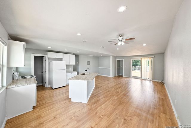 2792 woodcrest, Canyon Lake, TX 78133