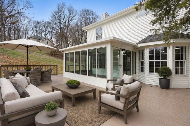 105 Horseshoe Ct, Mount Juliet, TN 37122