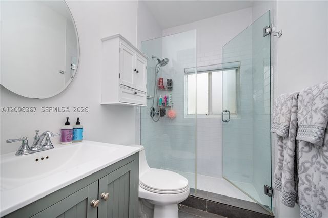 3635 S Le Jeune Rd 3635, Coral Gables, FL 33134