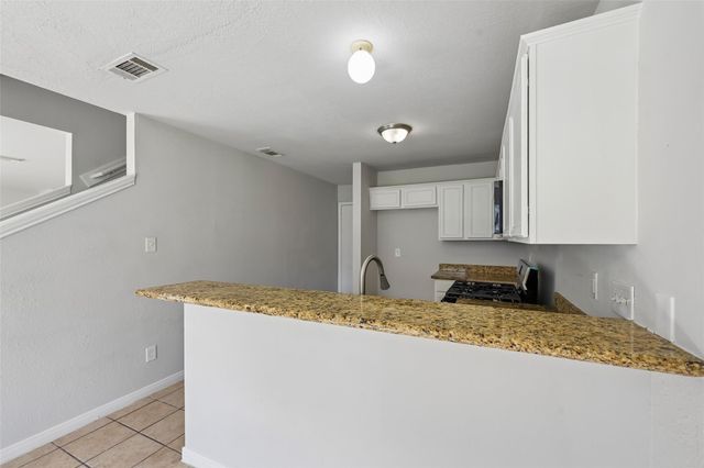 8006 Scarlet Tanager Drive, Humble, TX 77396