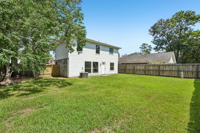 8006 Scarlet Tanager Drive, Humble, TX 77396