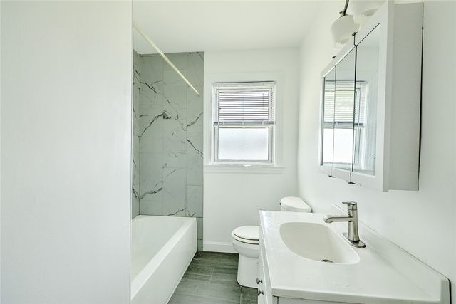 247 Grosvenor Avenue, North Providence, RI 02904