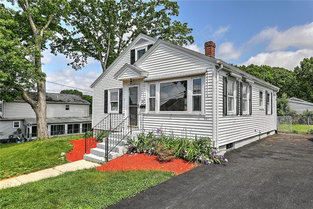 247 Grosvenor Avenue, North Providence, RI 02904