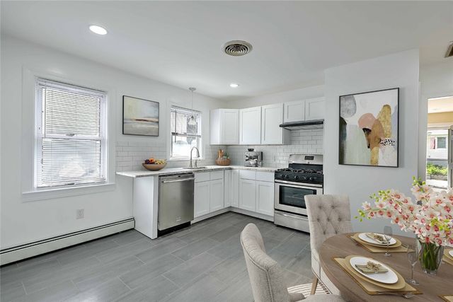 247 Grosvenor Avenue, North Providence, RI 02904