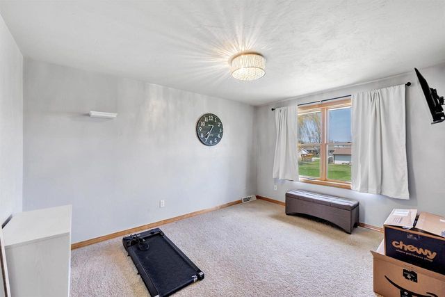 2159 VERLIN ROAD, Green Bay, WI 54311