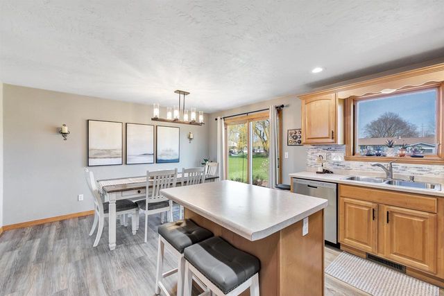 2159 VERLIN ROAD, Green Bay, WI 54311