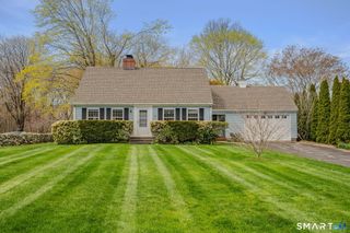 11 Heath Street, Groton, CT 06355