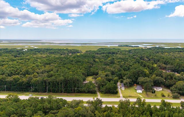 000 N Hwy 17, Mount Pleasant, SC 29464