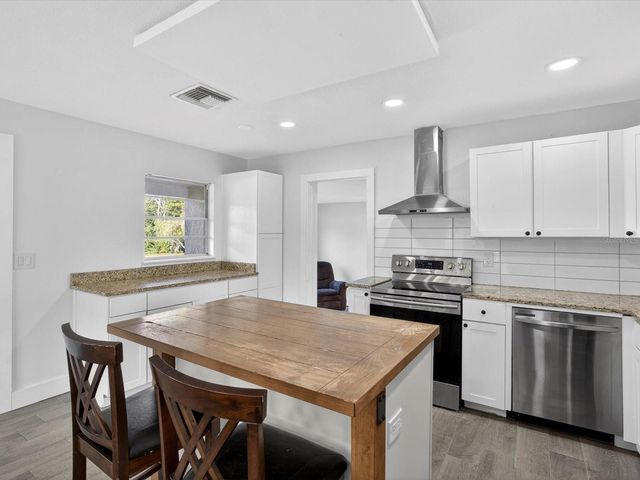 1203 MARIE AVENUE, Apopka, FL 32703