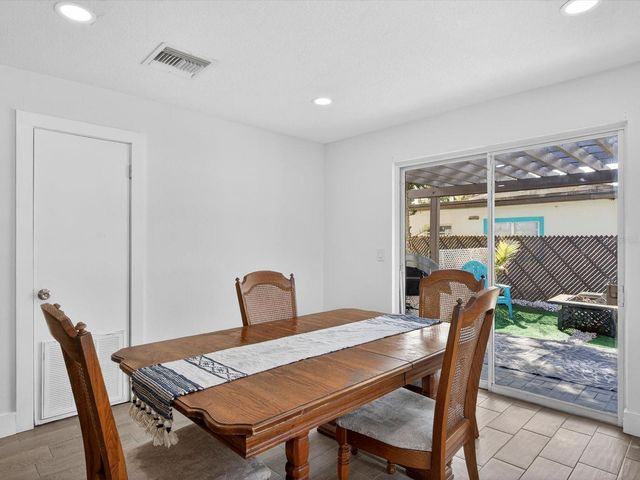 1203 MARIE AVENUE, Apopka, FL 32703