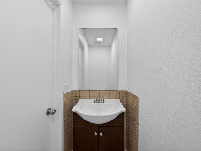 1203 MARIE AVENUE, Apopka, FL 32703