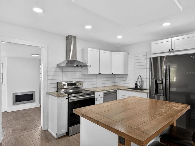 1203 MARIE AVENUE, Apopka, FL 32703