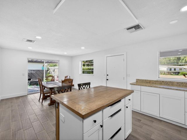 1203 MARIE AVENUE, Apopka, FL 32703